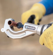 Mastercool EZ Reduced Friction Tube Cutter for 1/4" to 1 1/2" OD Tubing 72035