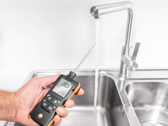 Testo 925 Compact Temperature Measuring Instrument